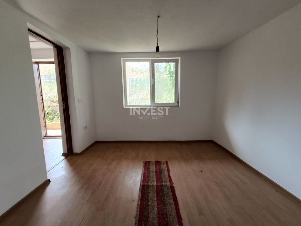 Casa cu 1688mp in zona Iepureni (Movileni) IASI - 3