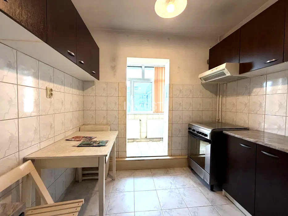 Apartament 2 camere, decomandat, 51 mp, zona Nicolina 2, Iași - 1