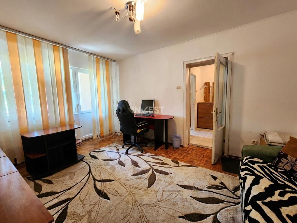 APARTAMENT CU 2 CAMERE, ETAJUL 3, SEMI-DECOMANDAT TATARASI - 2