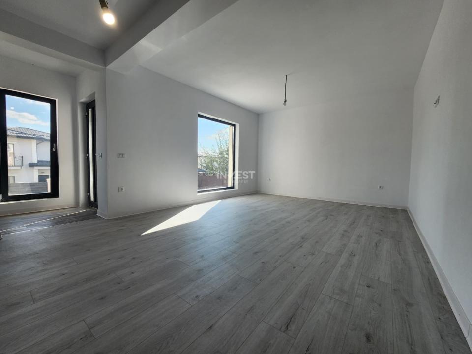 CASA DE VANZARE, 4 CAMERE 2 BAI SI MAGAZIE , VALEA ADANCA- 5 DRUMURI - 13