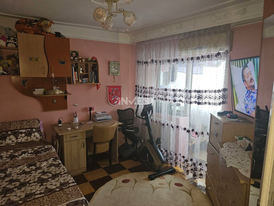 Apartament 2 camere decomandat - etaj intermediar - Baza 3 - 2