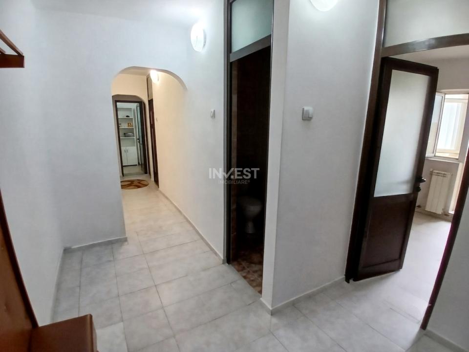 Apartament 3 camere de inchiriat zona Nicolina - 9