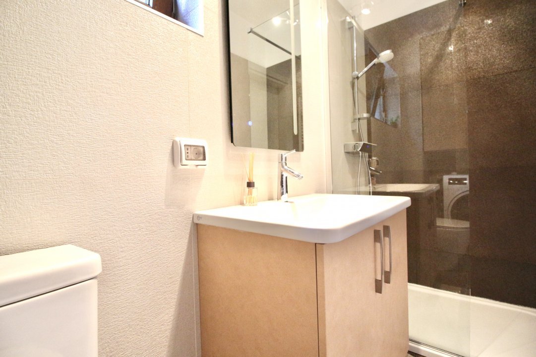 GRADINA ICOANEI-POLONA, APARTAMENT ELEGANT CU TERASA 24 MP SUBERBA SI PARCARE!