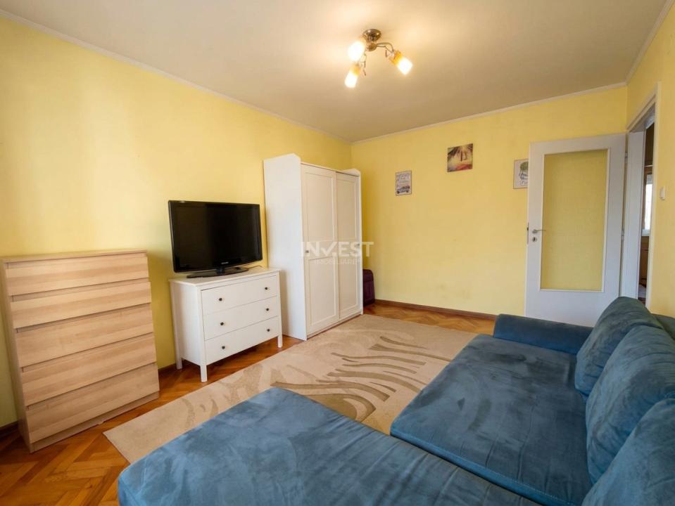 Apartament 3 camere de inchiriat zona Granit  - 2