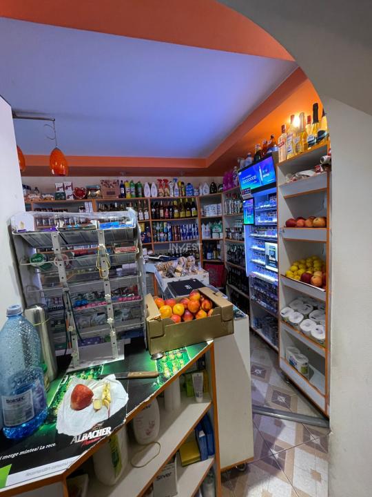 Spatiu comercial - magazin si stoc disponibile - 3