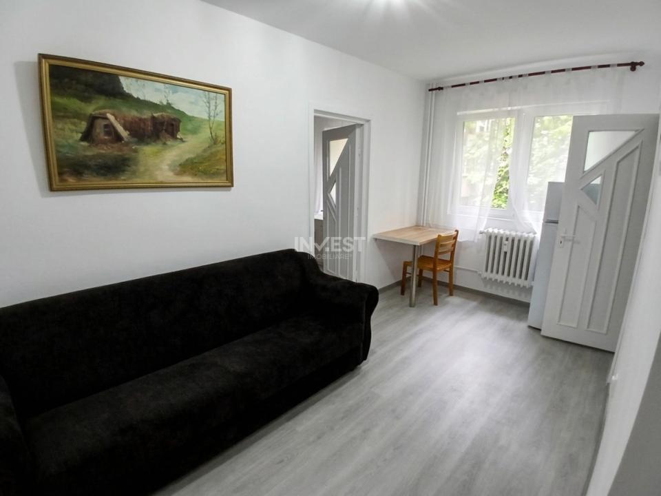 Apartament 2 camere de inchiriat zona Tatarasi - 1