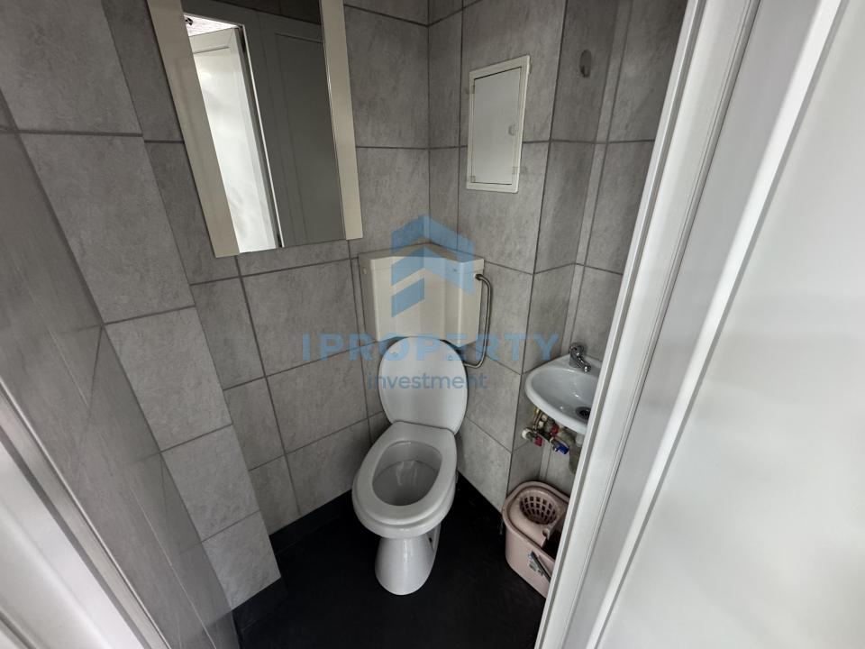 Spatiu Comercial Stradal In Berceni Vad intens Vitrina 10 m - fotografie proprietate 10