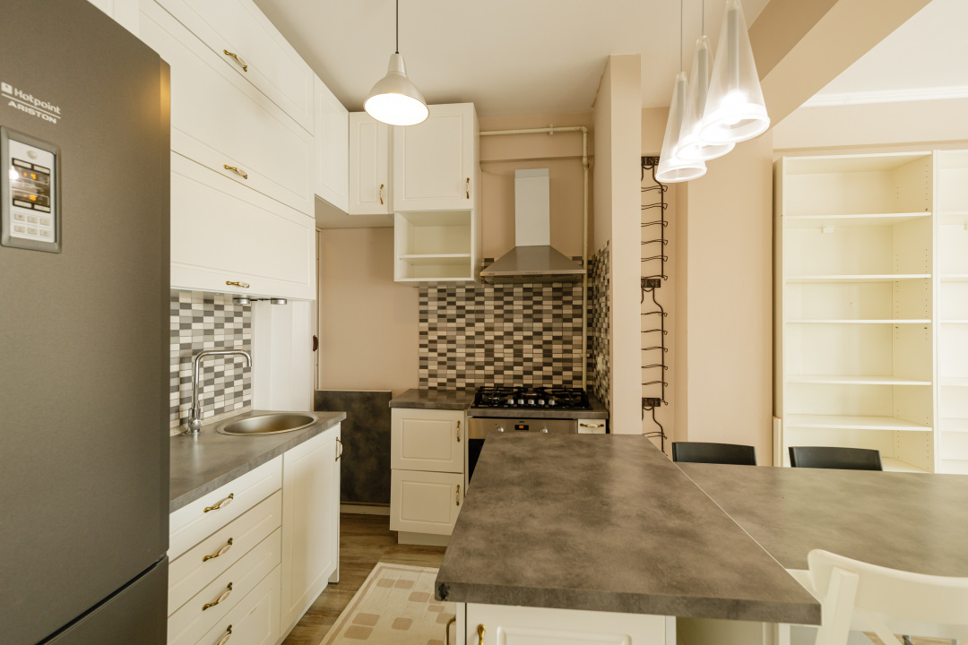 Apartament 3 camere complet mobilat si utilat — imaginea 3