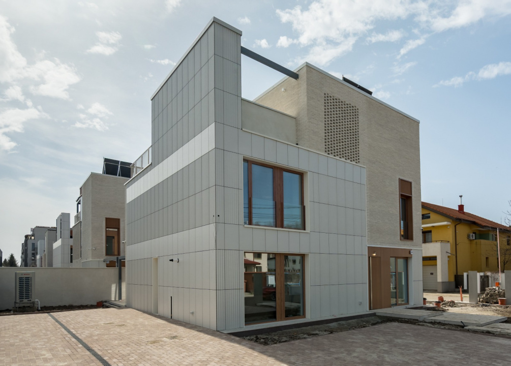 Casă modernă, P+2E, Voluntari – 200 mp utili cu terase generoase și gradina — imaginea 3