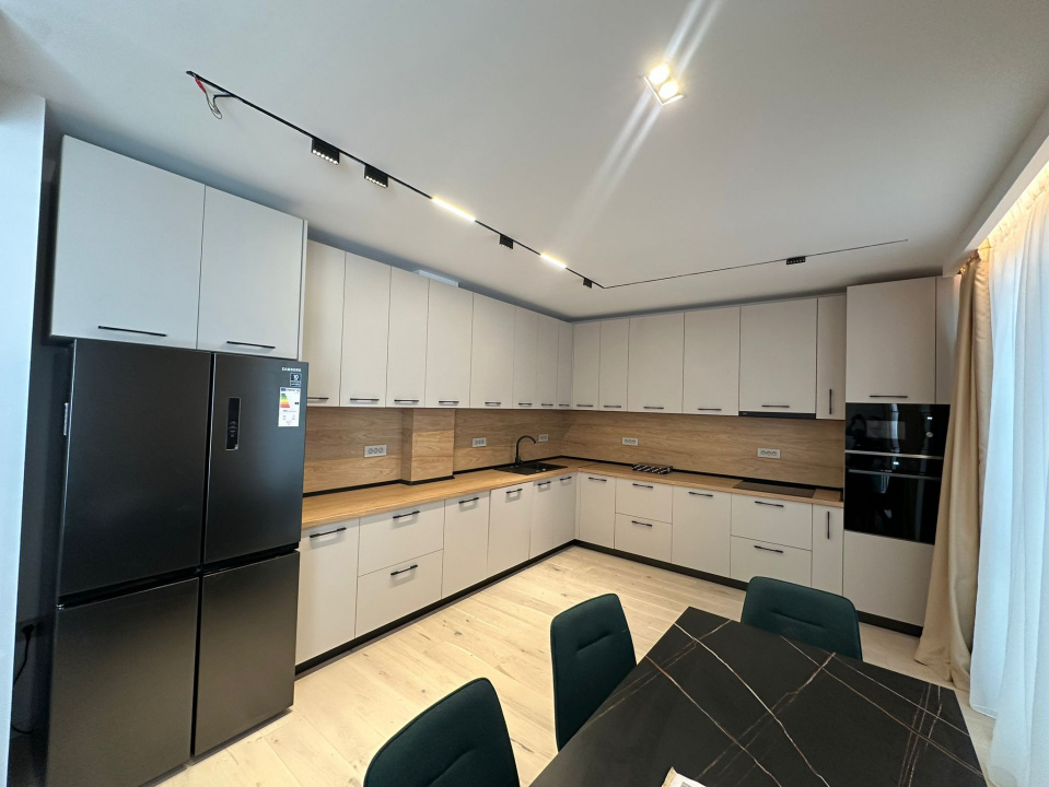 Apartament 3 camere PRIMA INCHIRIERE - ZONA CAPITALE — imaginea 2