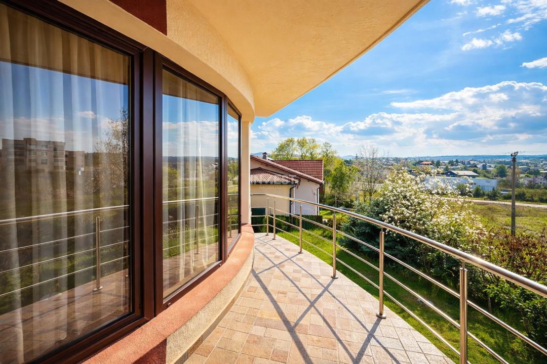 Vilă cu 7 camere și 825 mp teren în cartierul Bucium-Iasi - 20