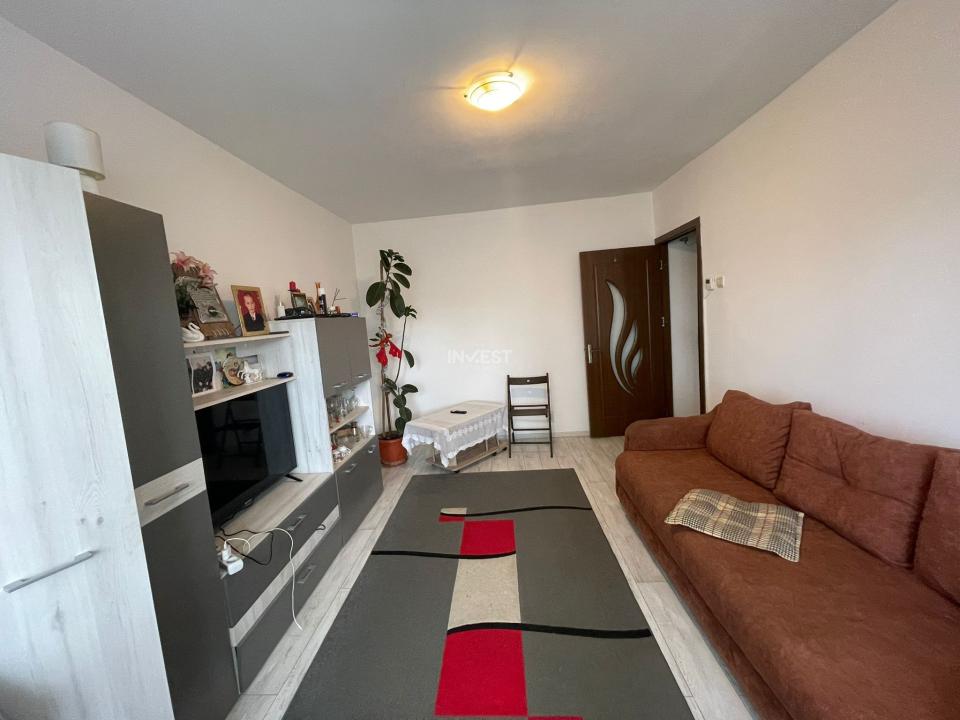 Apartament de vanzare, 2 camere, decomandat, zona Pacurari, Iasi - 1