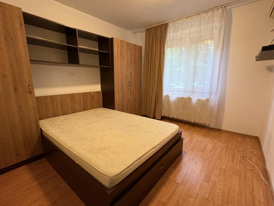 Apartament 3 Camere Aparatorii Patriei - Decomandat -Metrou