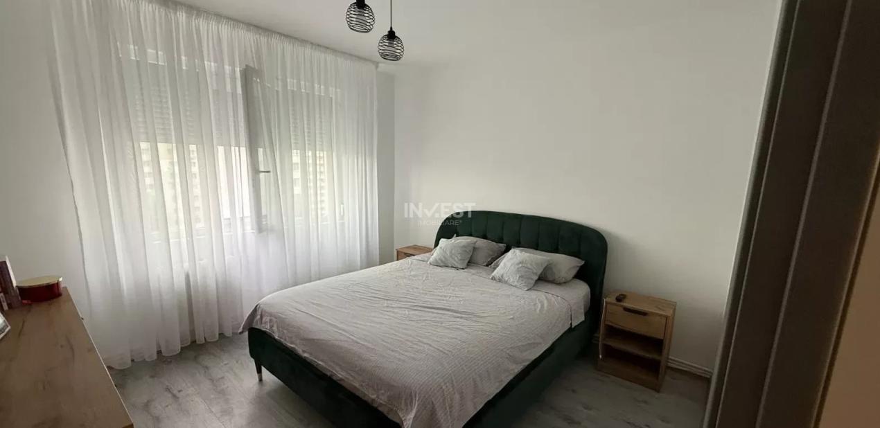 3 camere-Renovate-Alexandru cel bun-Restaurant Rita - 3