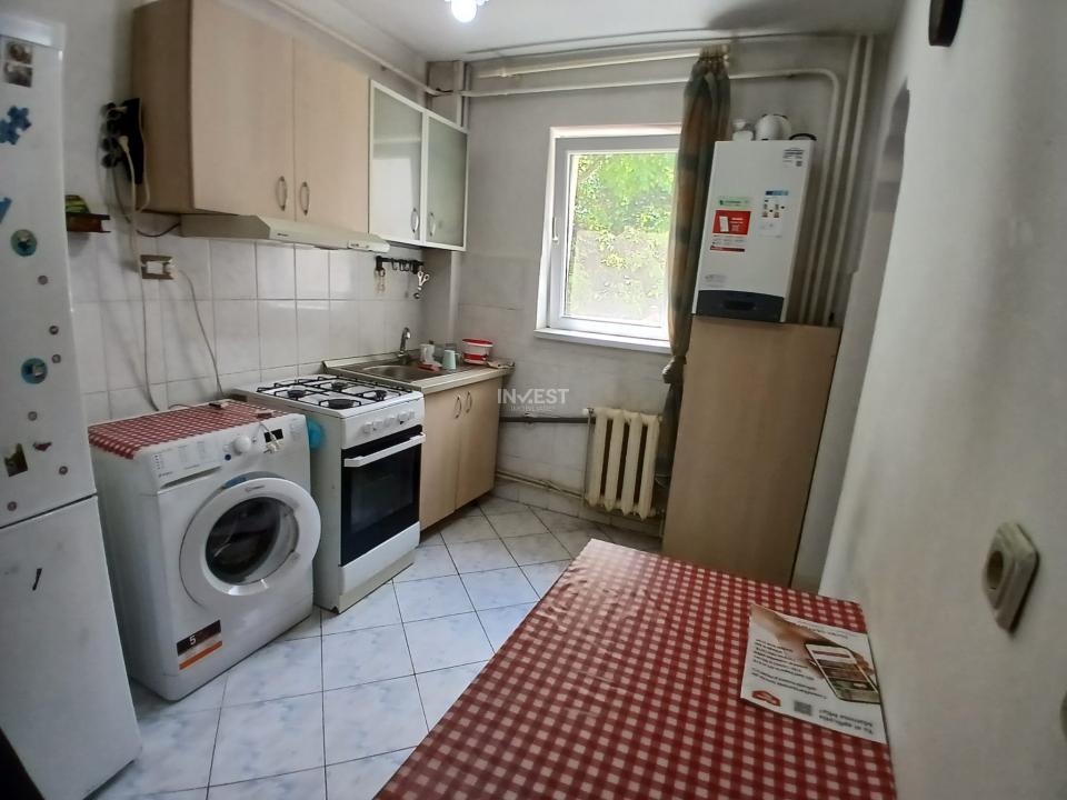 Apartament 2 camere decomandat de inchiriat zona Nicolina - 8