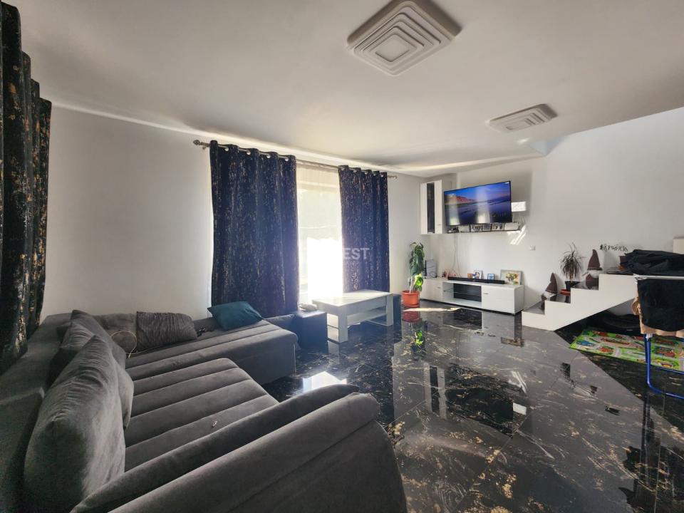CASA INDIVIDUALA DE VANZARE, 5 CAMERE, 2 BAI, 120MP UTILI , 500 MP TEREN - 1