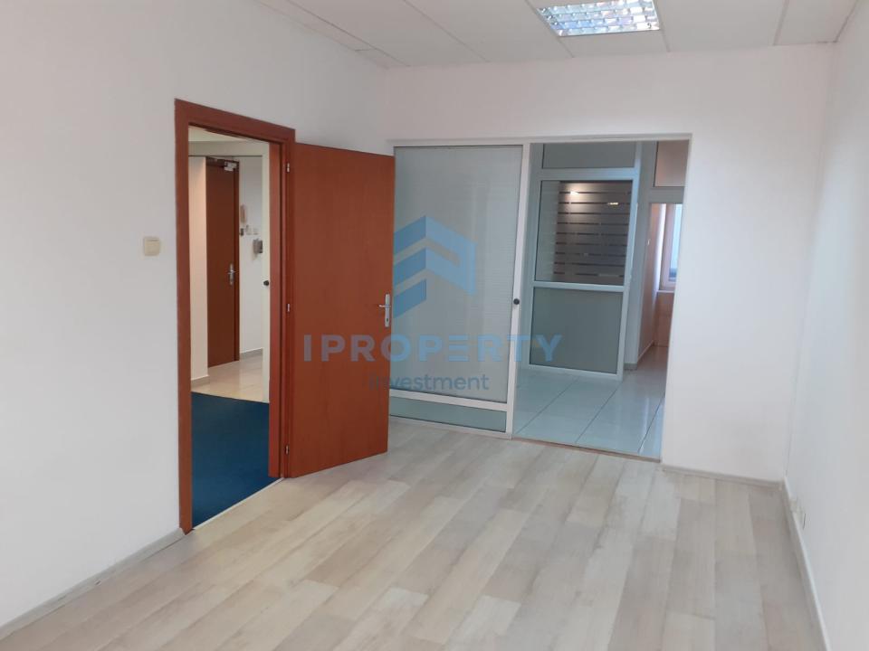 Domenii | Spatiu Birouri | Centrala Proprie | Garaj Separat ( 200 euro) | - fotografie proprietate 8