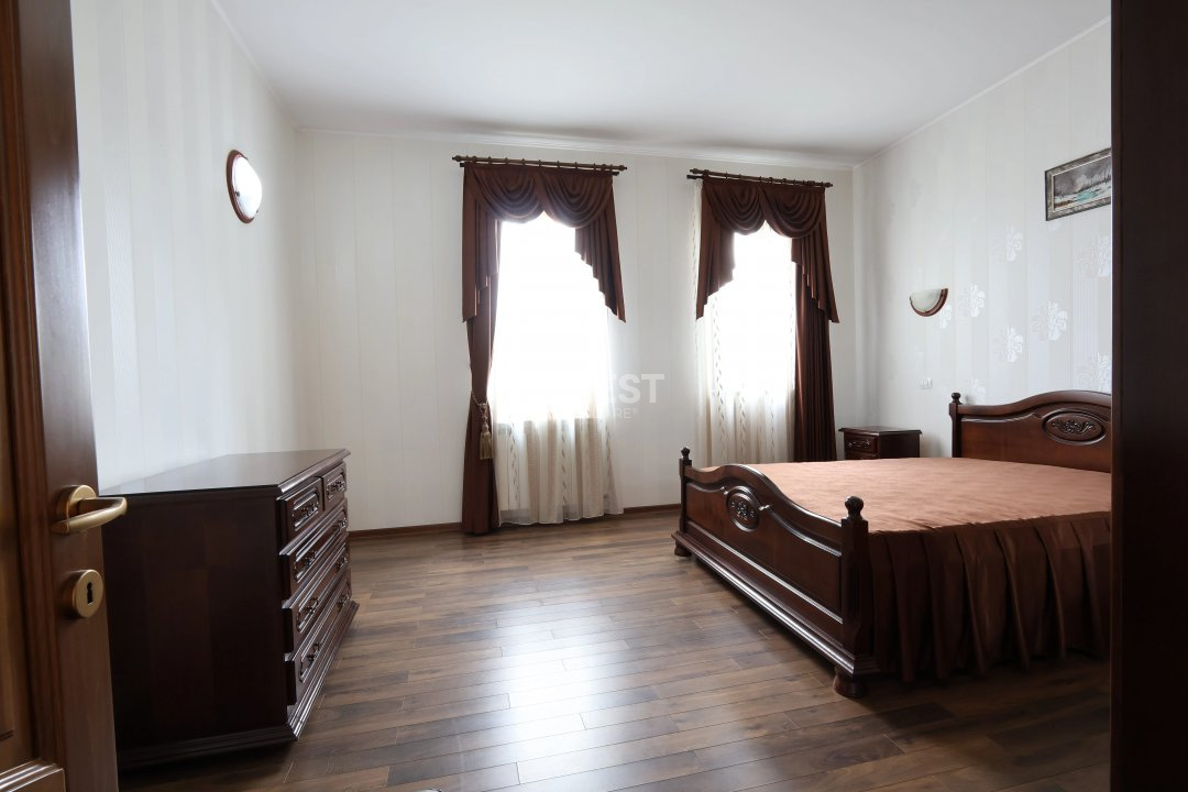 Proprietate spațioasă cu potențial turistic - Iași - 18