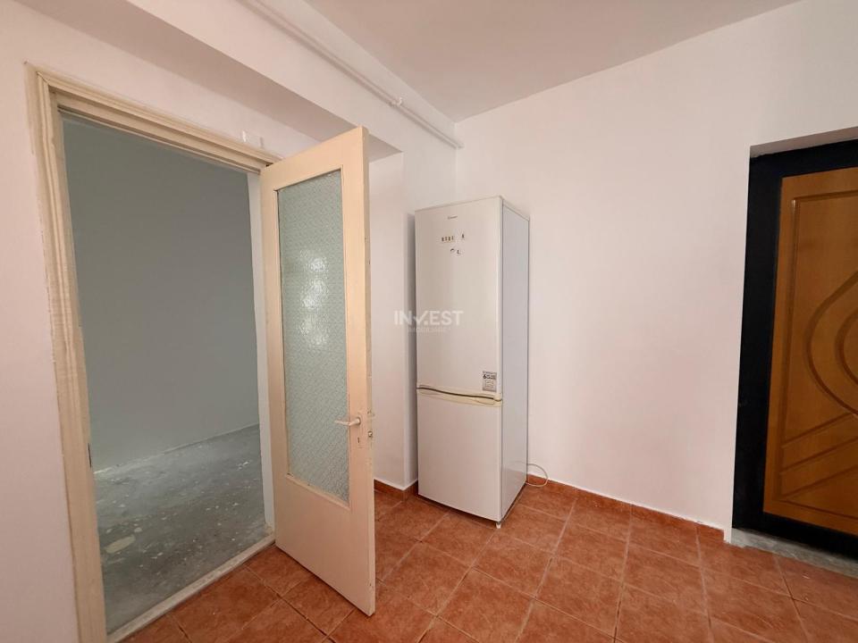 Apartament cu 1 cameră decomandat 40MP - etaj 2/8 cu lift - bloc 1986 - 6