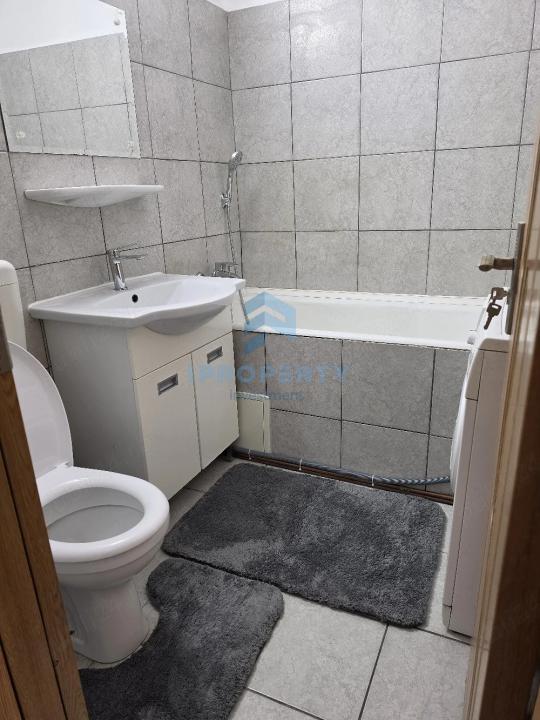 Închiriere Apartament 3 camere în Aparatorii Patriei - fotografie proprietate 9