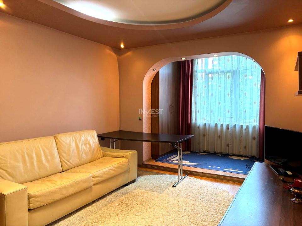 Apartament 3 camere, 60 mp- Podu Ros - 1