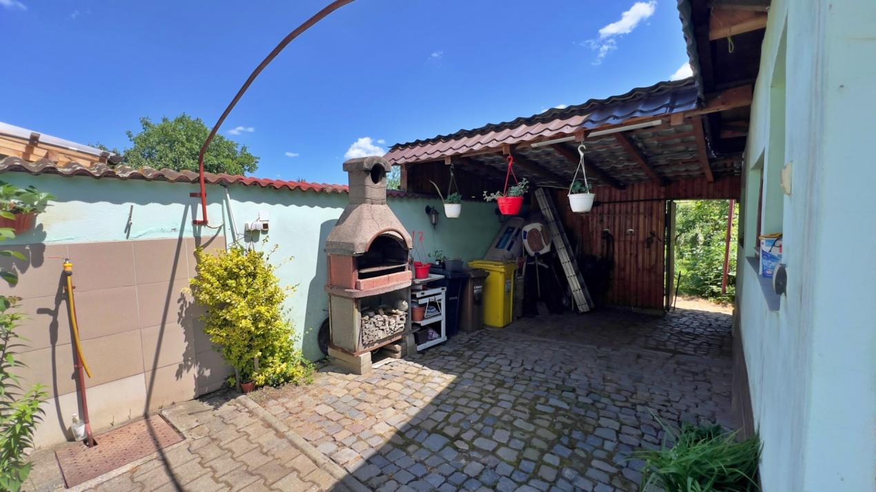 Casă 6 camere D+P+M-217 mp utili, 515 mp curte, Zona  Cartier Kogalniceanu 