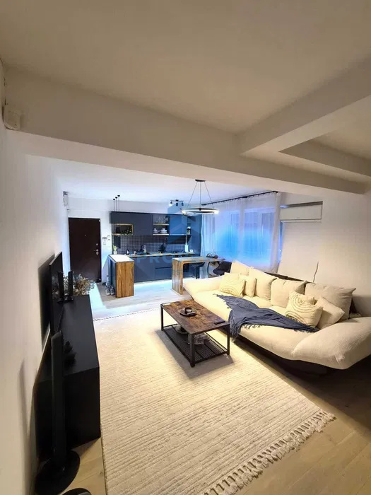 Închiriere Apartament 2 camere în 1 Decembrie 1918 - fotografie proprietate 10