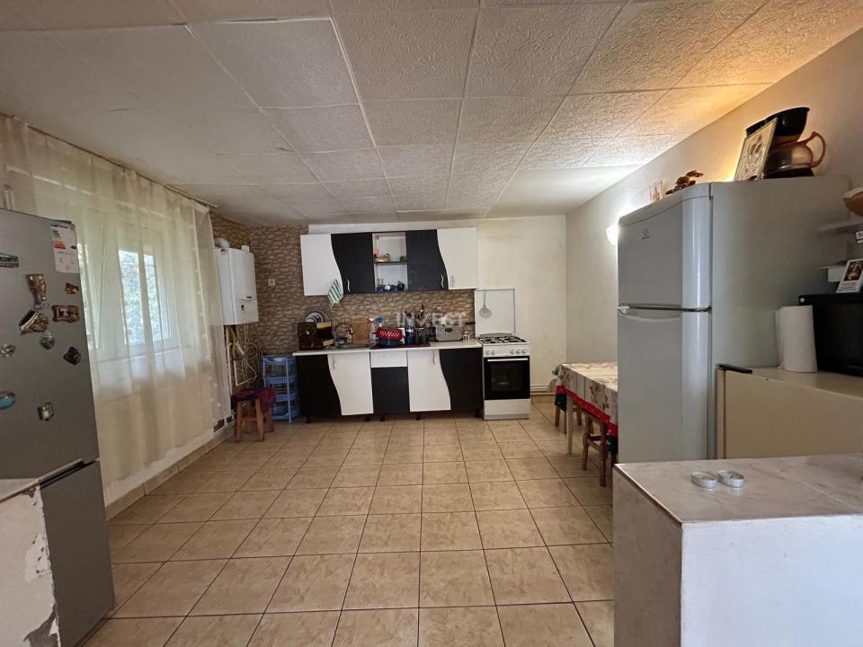 CASA INDIVIDUALA , 76 MP UTILI, 400 MP TEREN, HORPAZ - 1