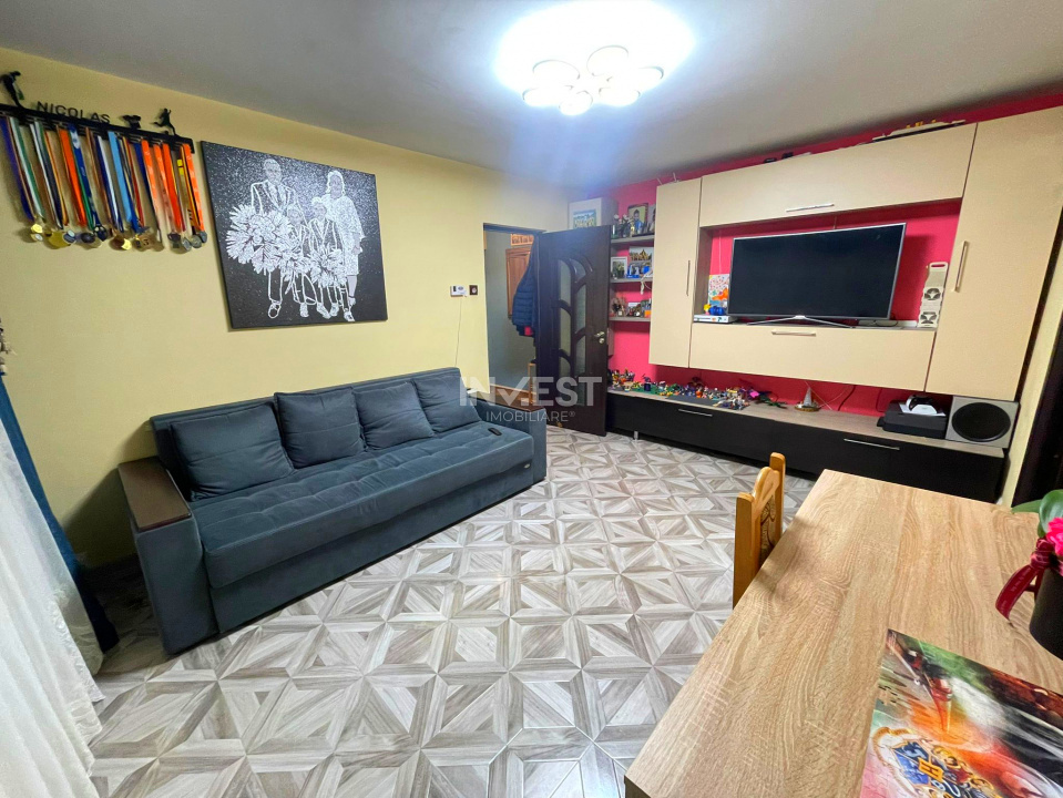Apartament 2 camere-52 mp-etaj 1-Podul de Piatra - 2