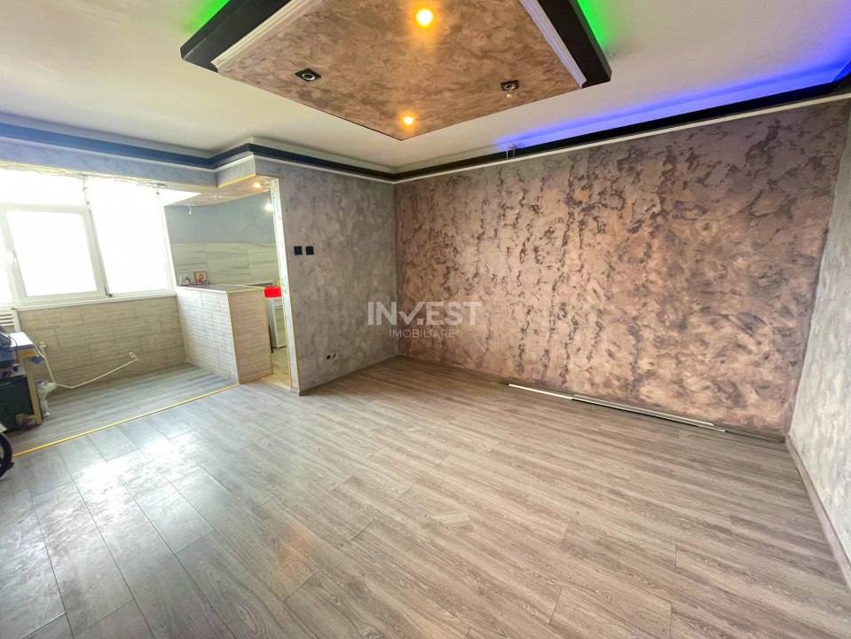 Garsoniera-30mp-etaj intermediar-Podul de Piatra - 1