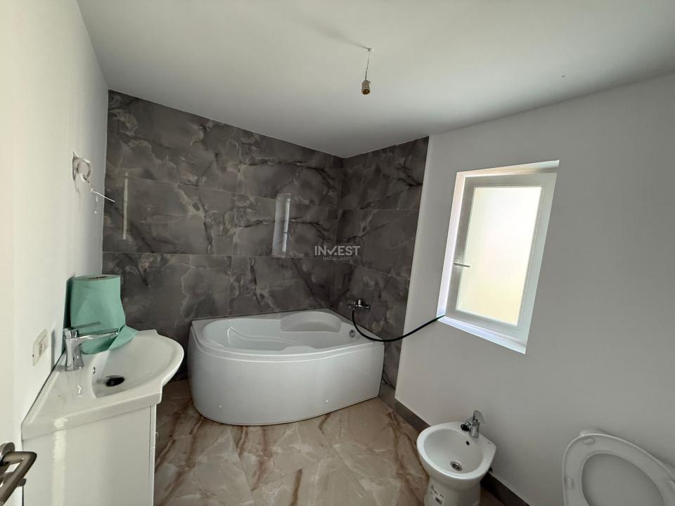 Casă individuală cu 4 camere! Dormitor la parter și 600mp teren! Comision 0% - 6
