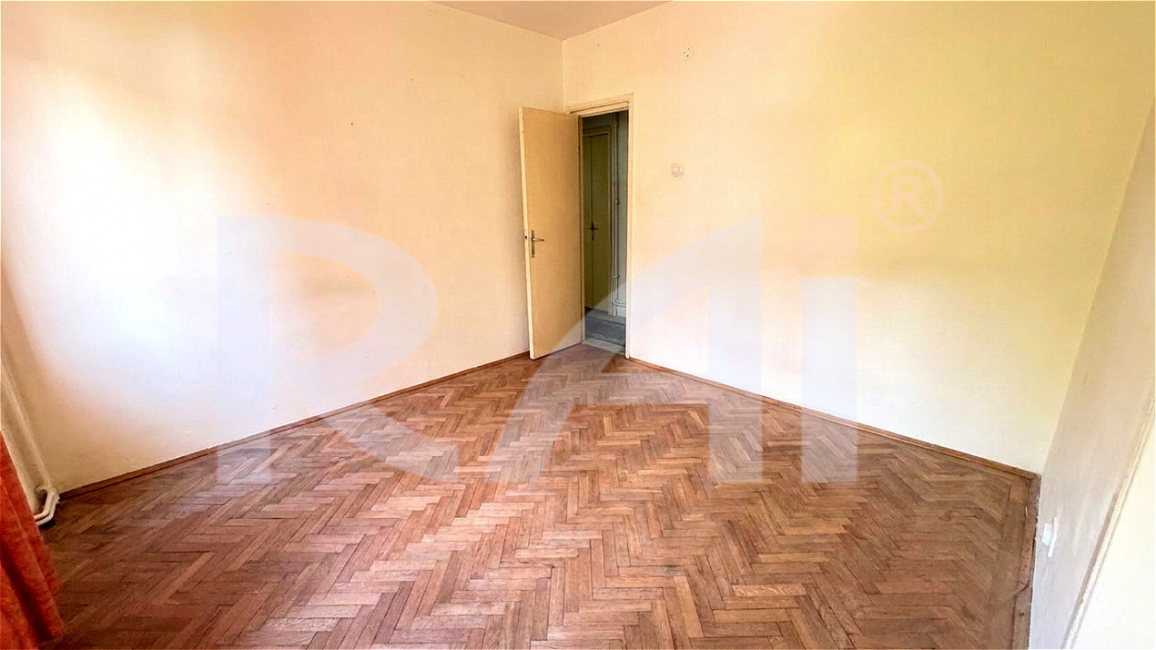 4 camere | Piața Gării | Etaj 2/4 | 78 mp | Termopan | Centrală | AC