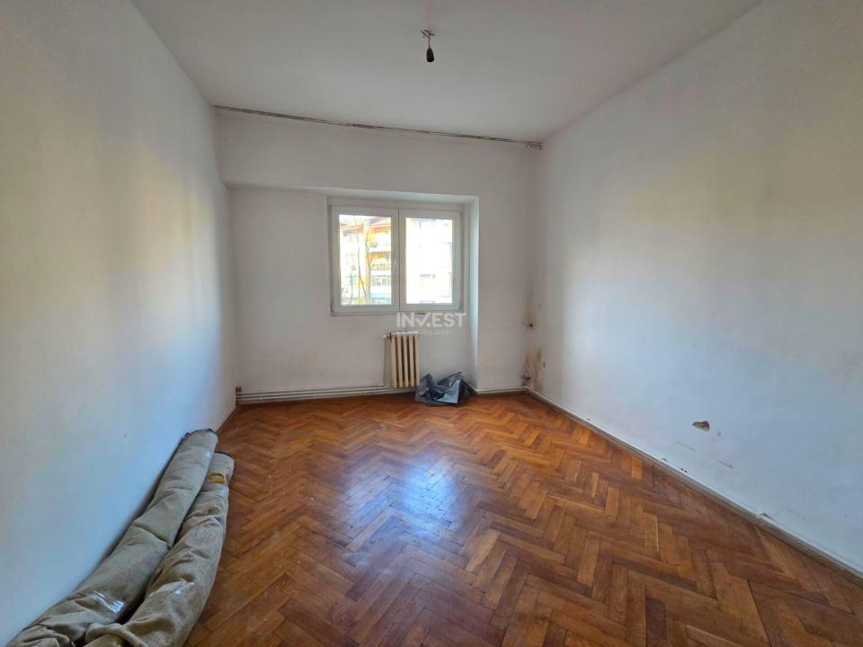 APARTAMENT 3 CAMERE-DECOMANDAT-ETAJ 1 - 6
