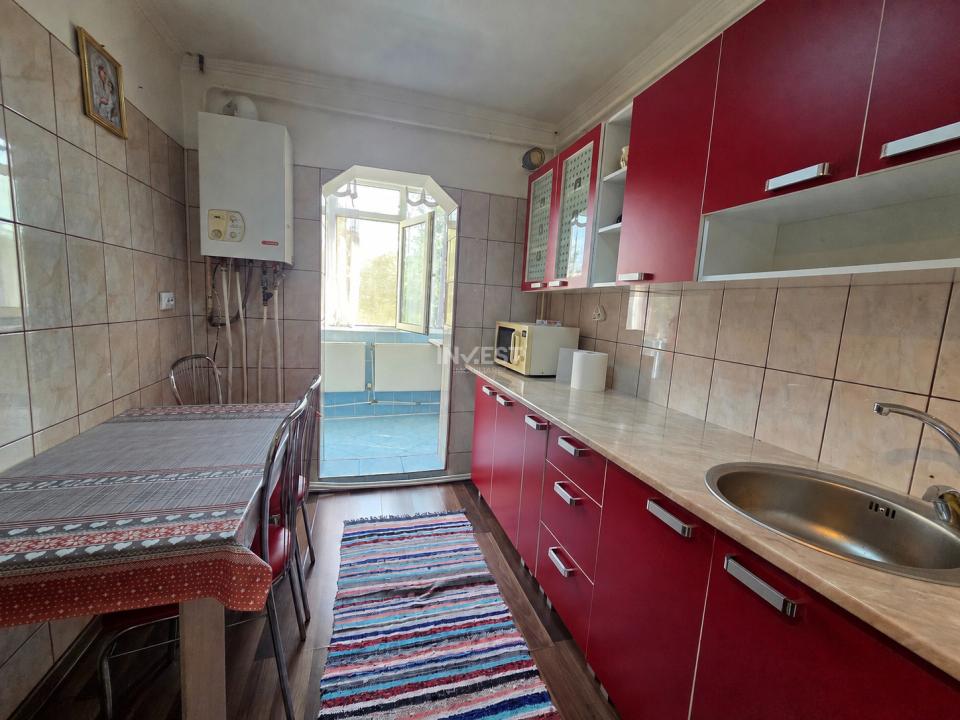 Apartament de 2 camere, decomandate, etaj 2, Dacia - 4