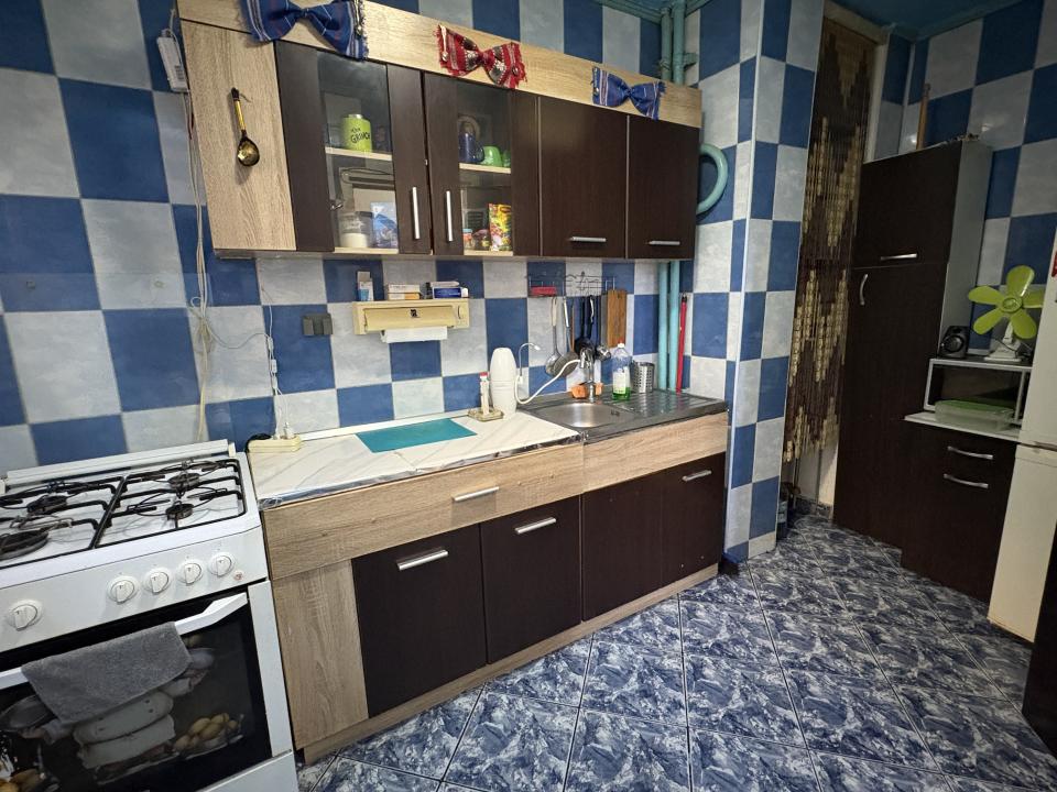 3 Camere Pantelimon Decomandat 71 Mp Balcon Metrou