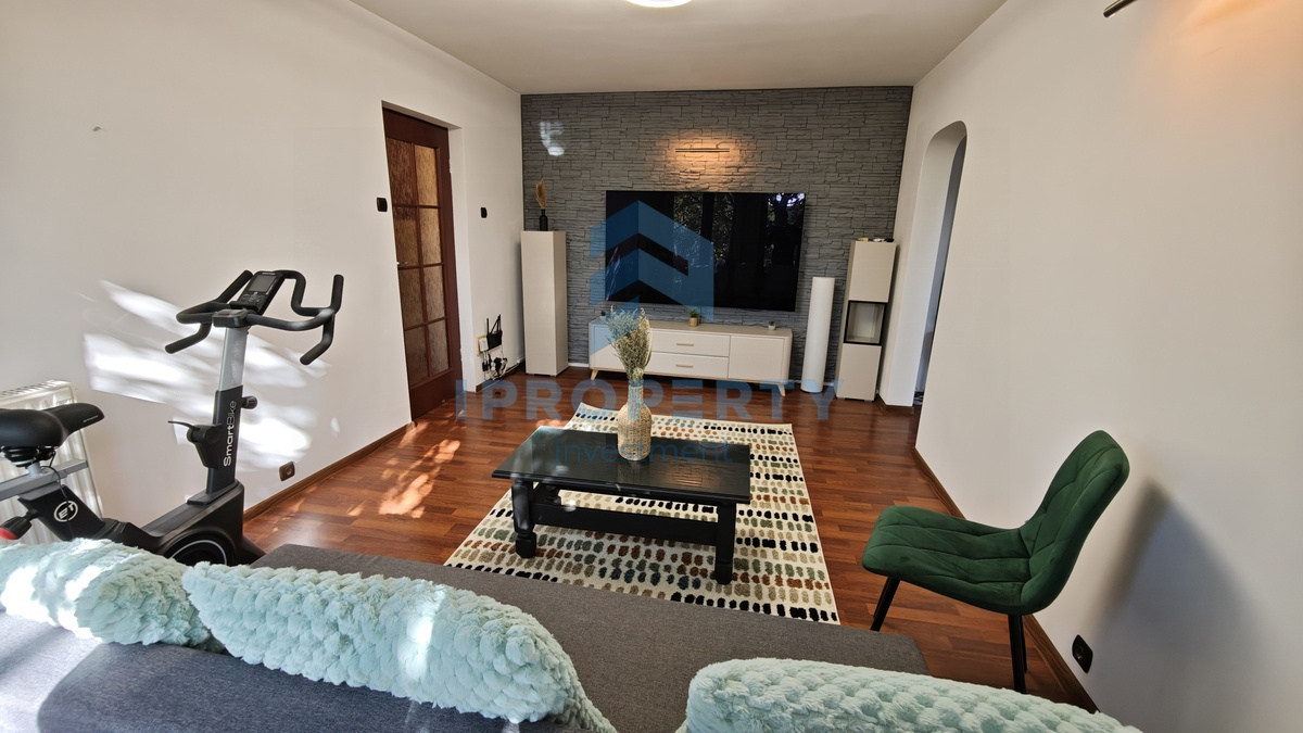 Închiriere apartament Titan 3 camere  - fotografie proprietate 3