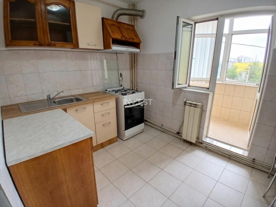 Apartament 3 camere de inchiriat zona Nicolina - 7