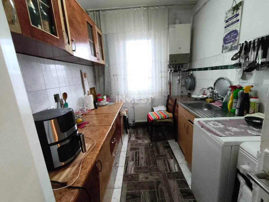 Apartament 2 camere-50 mp-Podu Ros-bloc fara risc - 5