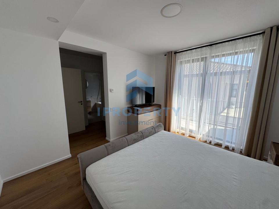 Închiriere Casă 5 camere în Pipera, P+ 2 ETAJE, PARCARE, CURTE, CENTRALA - fotografie proprietate 10