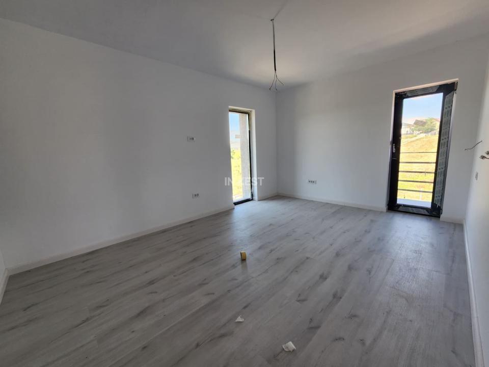CASA INDIVIDUALA , 4 CAMERE, 2 BAI, 500 mp teren, MOLDOVA MALL - 21