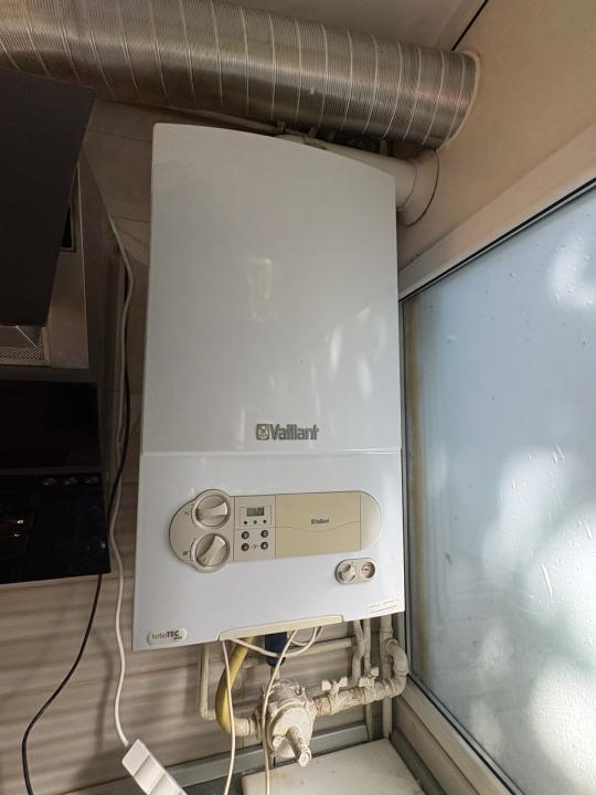 Apartament 3 Camere Crangasi | Centrala proprie |  Metrou crangasi