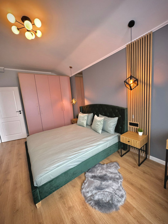 Apartament de 3 camere, 67 mp utili, 2 balcoane, Zona Teilor
