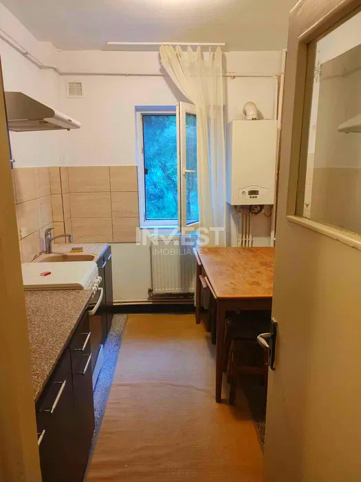 Apartament 2 camere-55 mp-etaj 1-Podu Ros-Piata Nicolina - 1