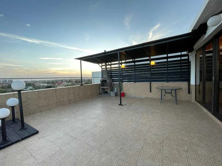 APARTAMENT 2 CAMERE UNICAT - Km 4-5 - Terasa 32 Mp - Jacuzii