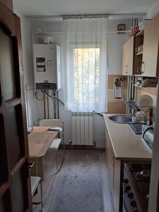 Apartament de 2 camere, etaj 2, Mircea cel Batran - 1