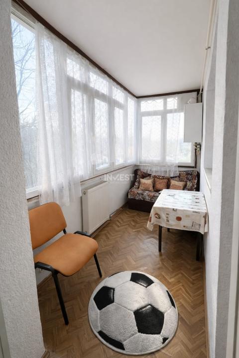 Apartament 3 Camere, 2 bai, intermediar,  75mp,  zona Nicolina 2 - 4