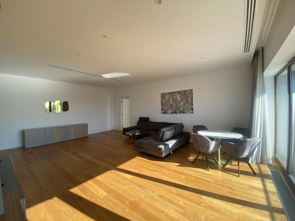 Apartament de 3 camere cu parcare inclusa - zona Herastrau — imaginea 2