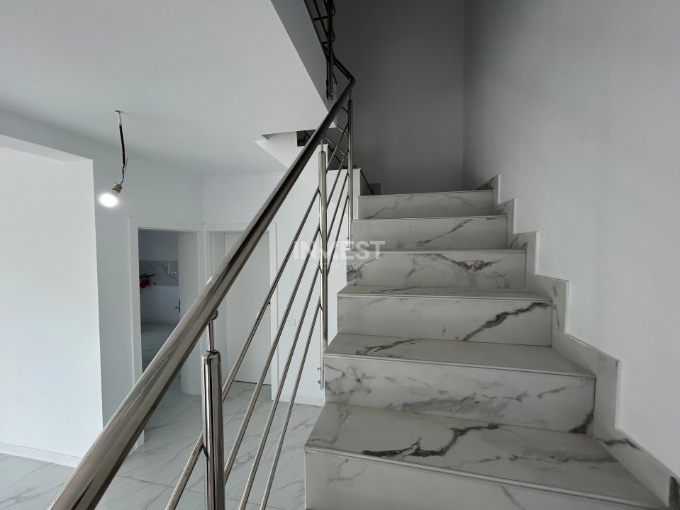 Casă 4 camere de vânzare,  Mutare rapidă, Vișani – Bucium, Iași - 6