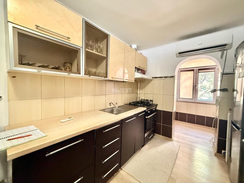 Apartament cu 3 camere - renovat - 61 MPU - Nicolina Lidl - 1