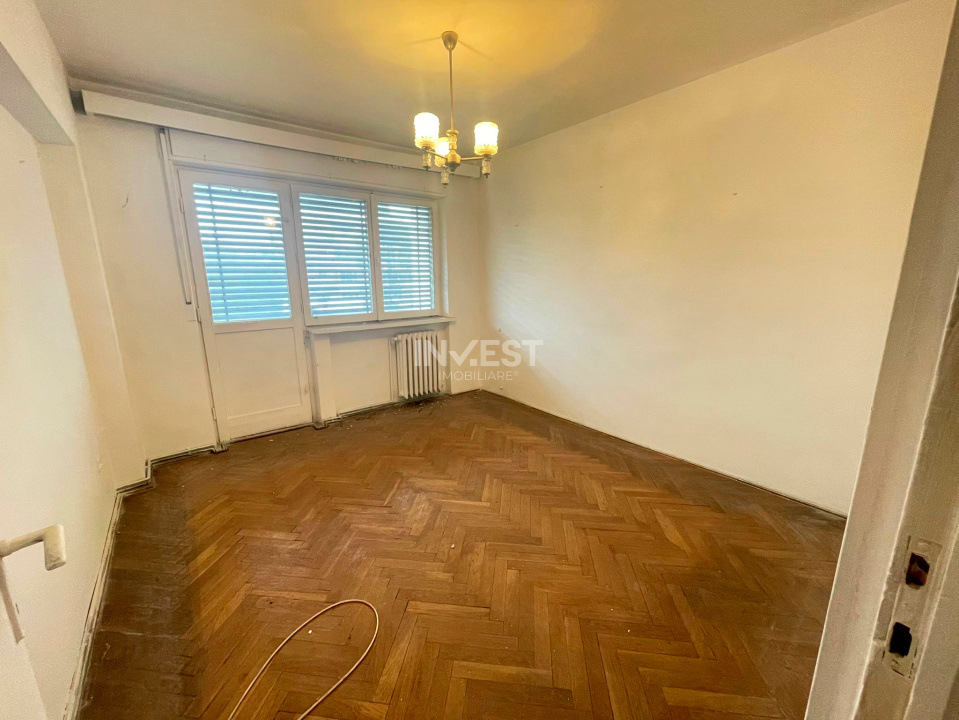 Apartament 3 camere decomandat - etaj 2 - Podu Ros - 9